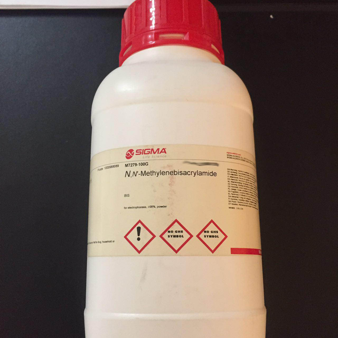 N,N′-Methylenebisacrylamide