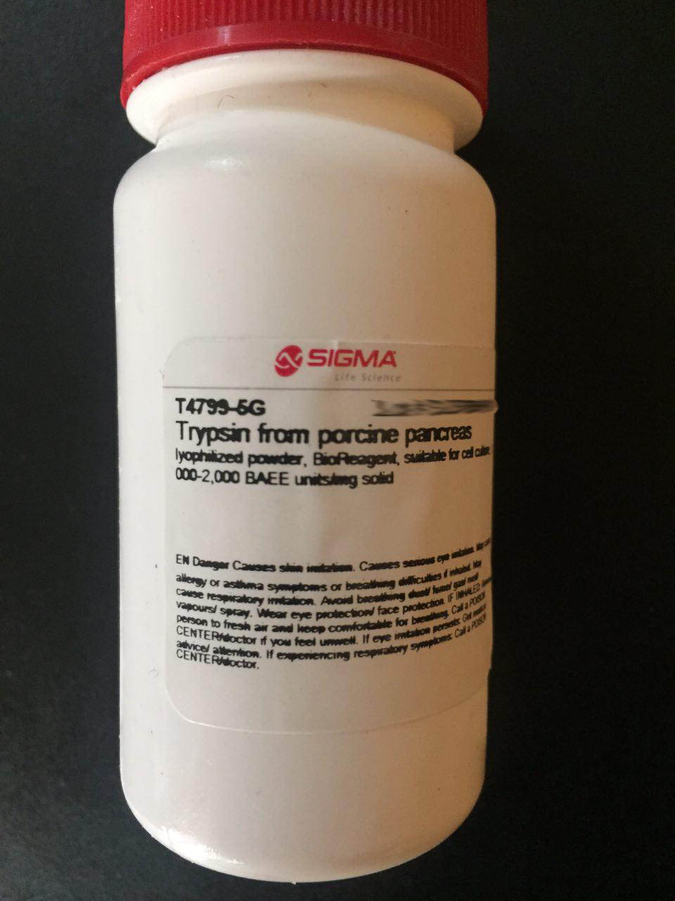 Trypsin from porcine pancreas